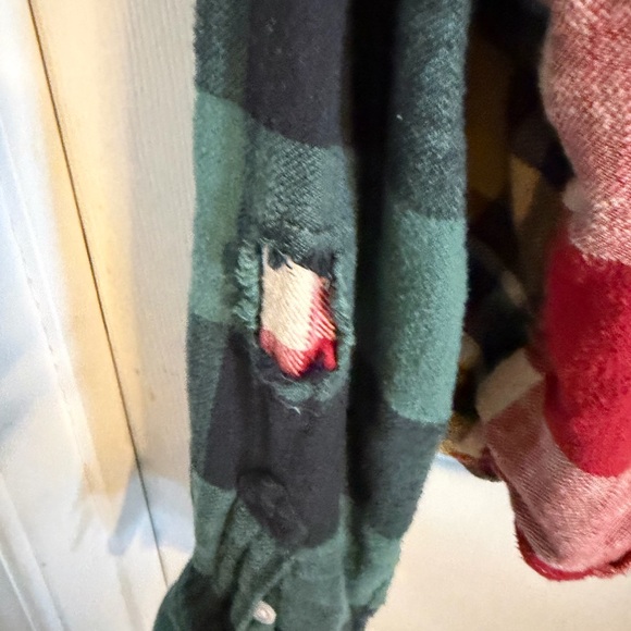 American Eagle Outfitters Red and Gray Plaid Shirt - Picture 5 of 5